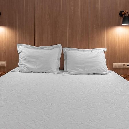 Loutraki Hidden Gem IV Apartment ภายนอก รูปภาพ